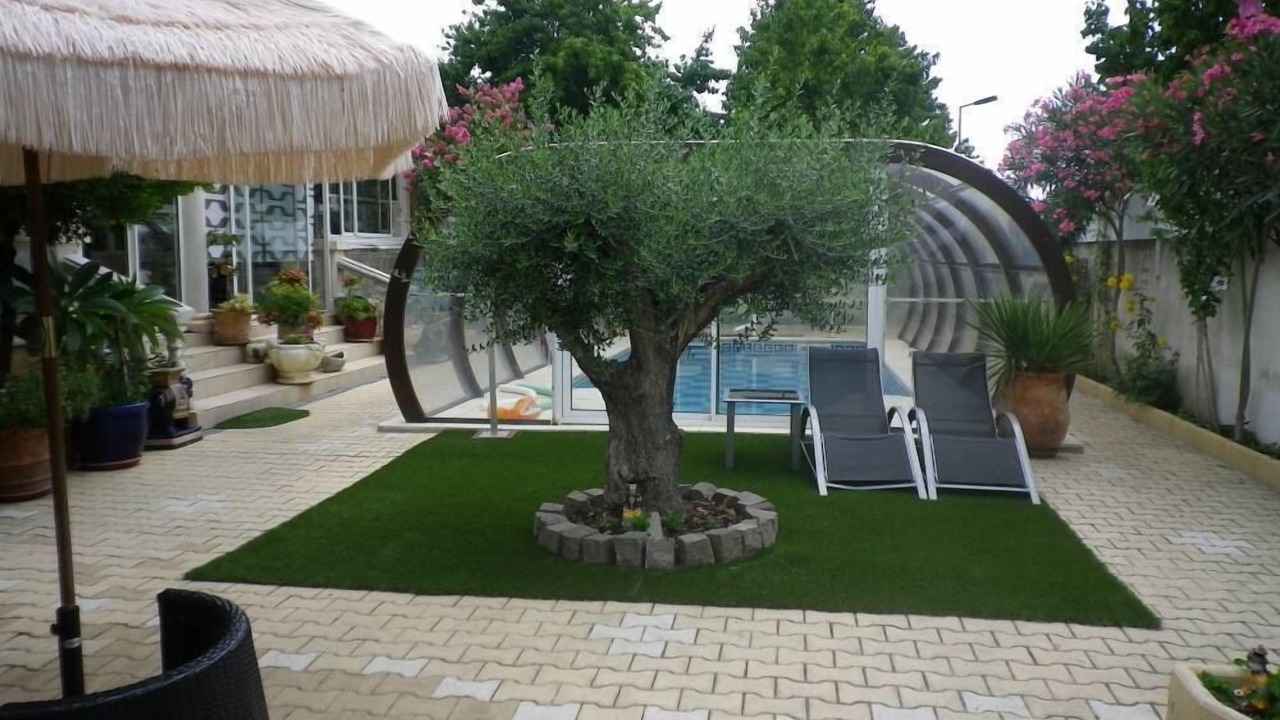 Photo of Outdoor in Route d'Arles