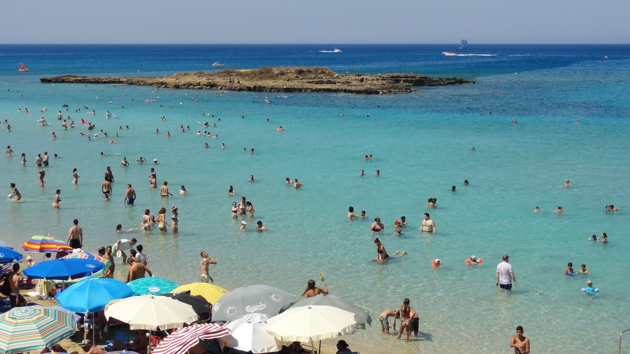 Photo of Others in Pernera