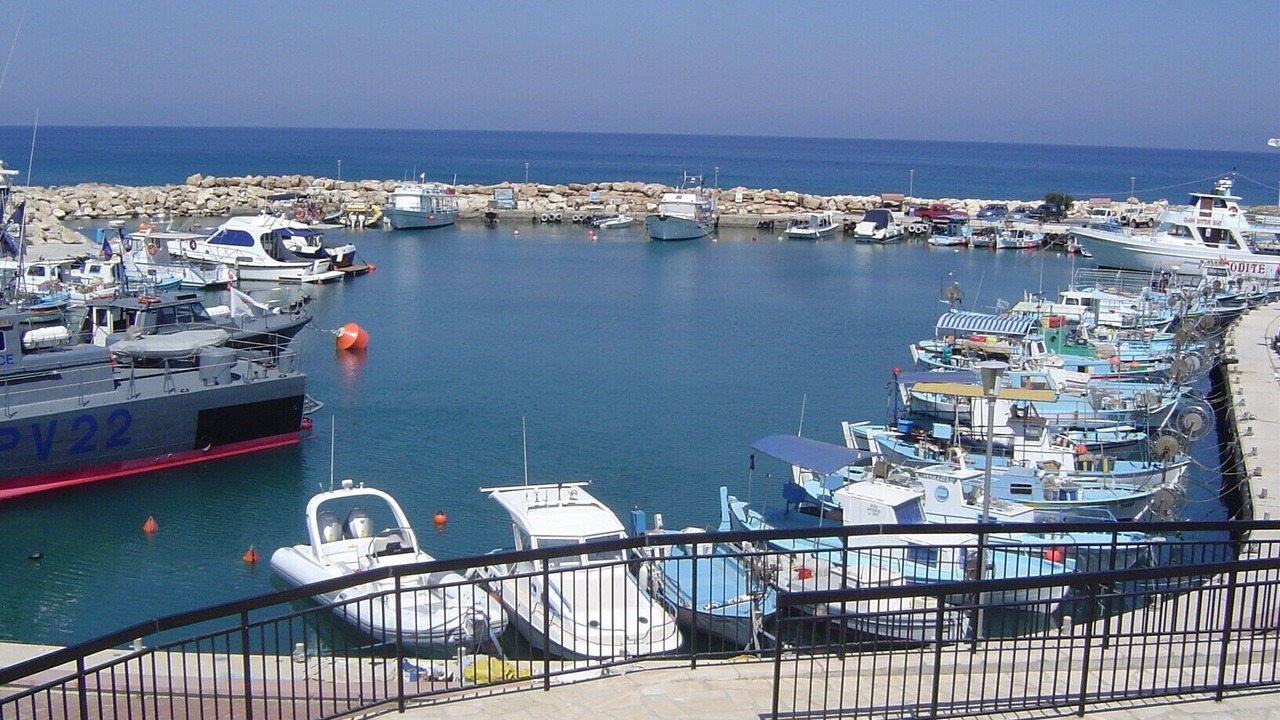 Photo of Others in Pernera