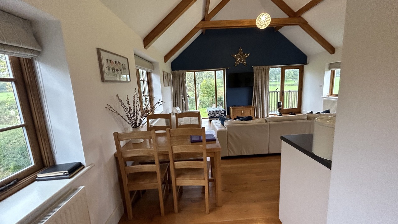Photo of Livingroom in Llanvair Kilgeddin