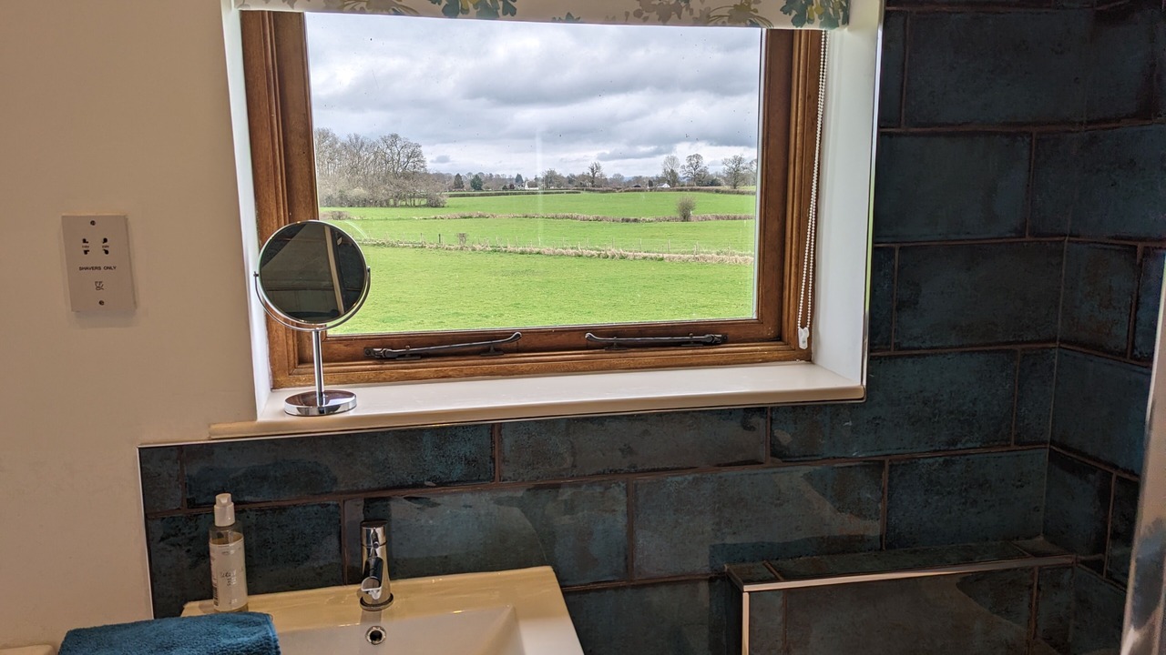 Photo of Bathroom in Llanvair Kilgeddin