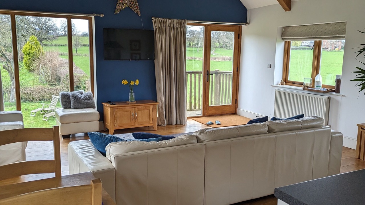 Photo of Livingroom in Llanvair Kilgeddin