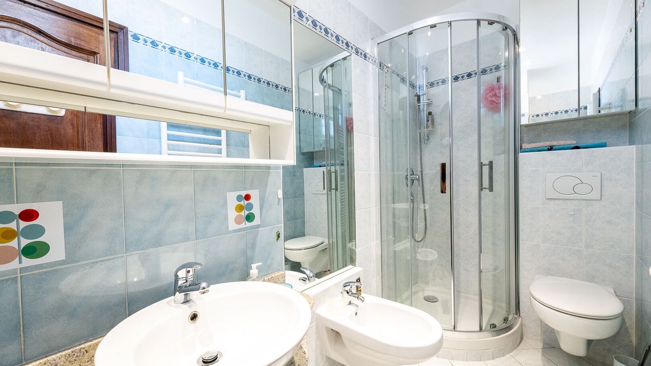 Photo of Bathroom in Antibes City Centre