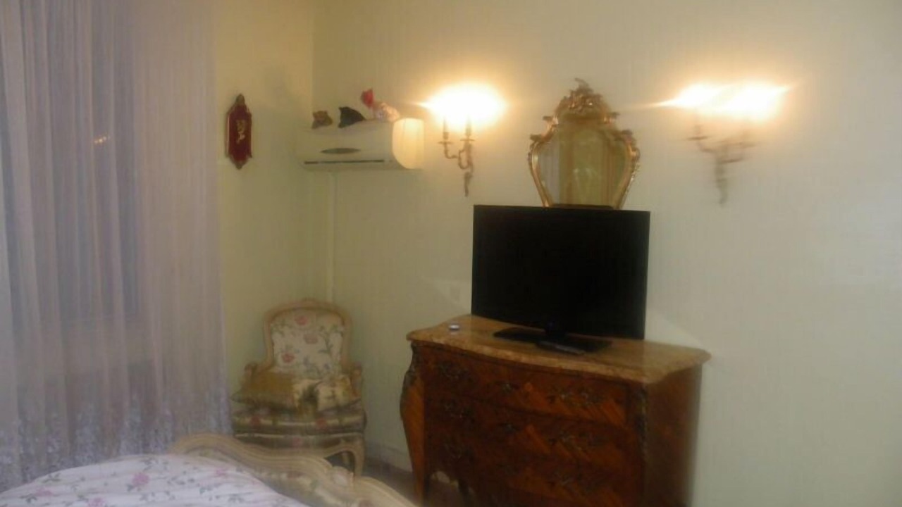 Photo of Bedroom in Sorgues