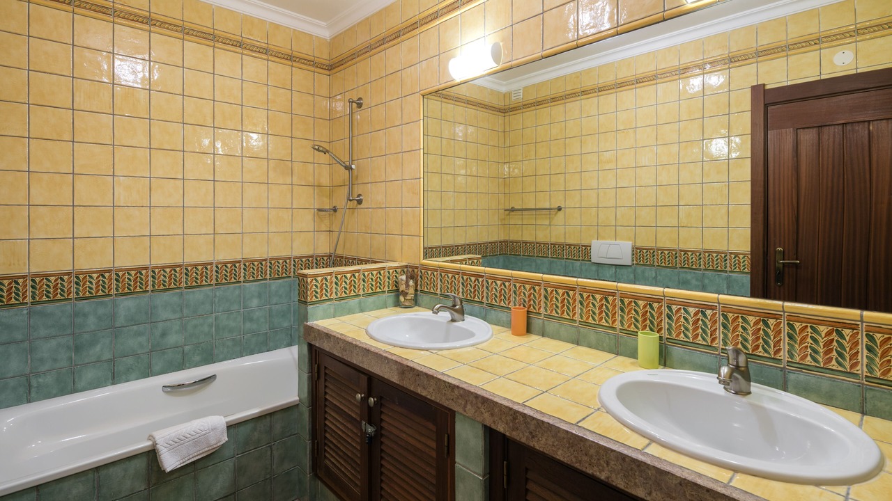 Photo of Bathroom in Benagil