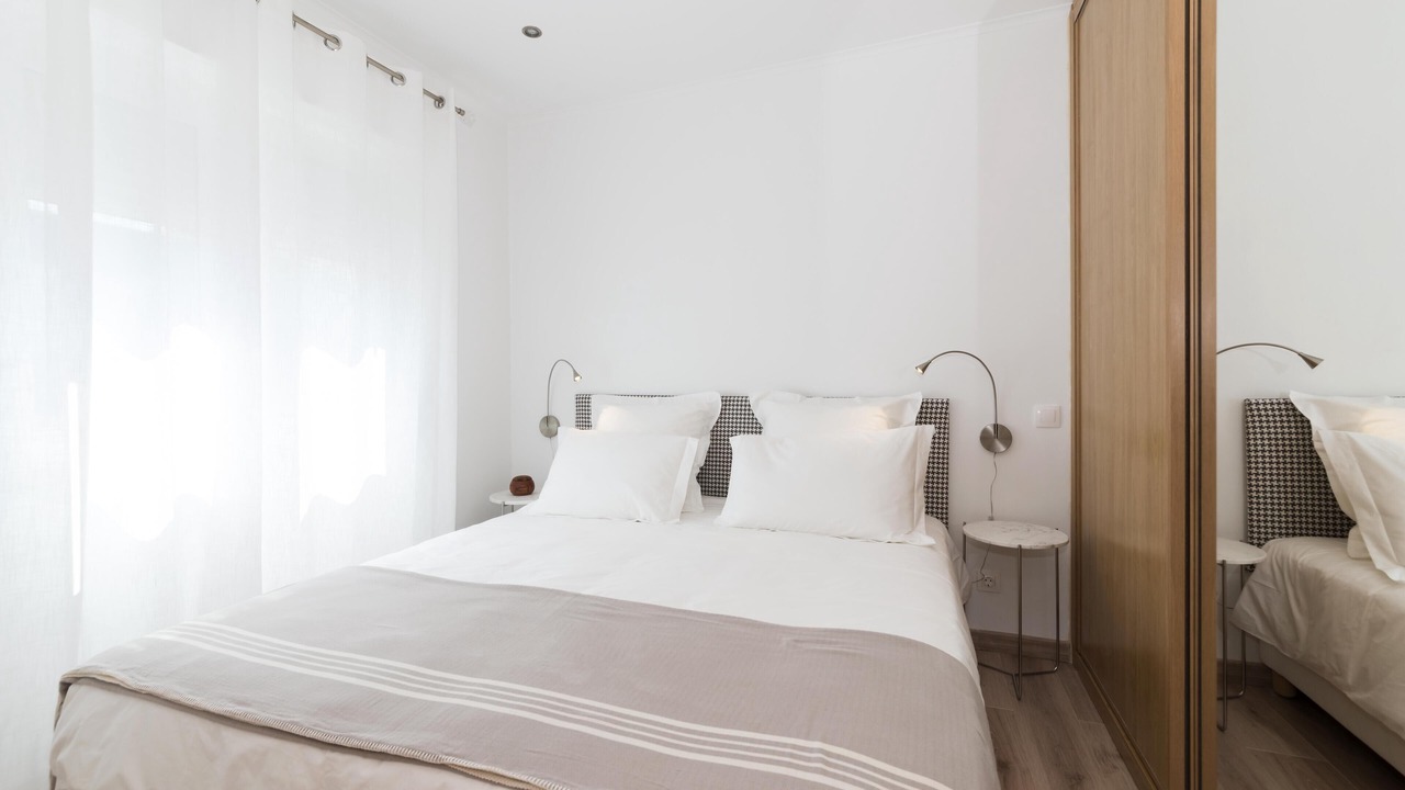 Photo of Bedroom in Linda-a-Velha
