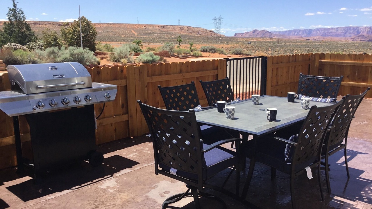 Photo of Outdoor in Page