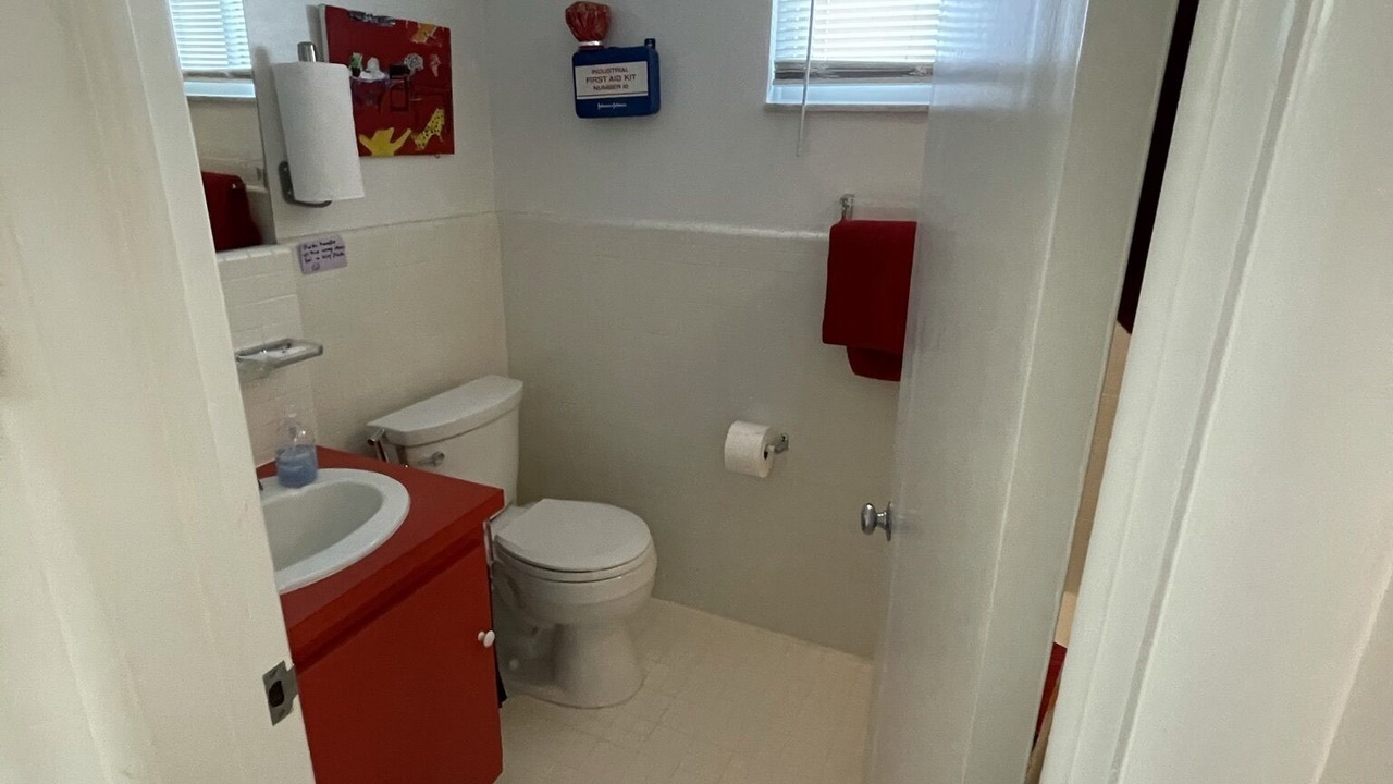 Photo of Bathroom in Angell