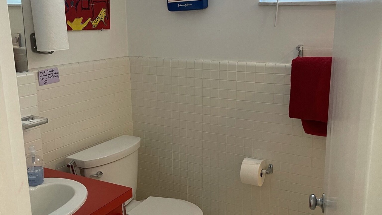 Photo of Bathroom in Angell