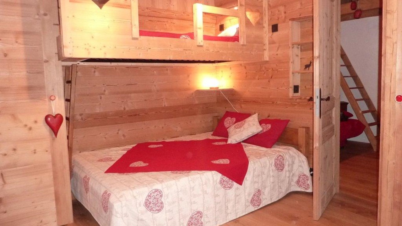 Photo of Bedroom in Les Tines