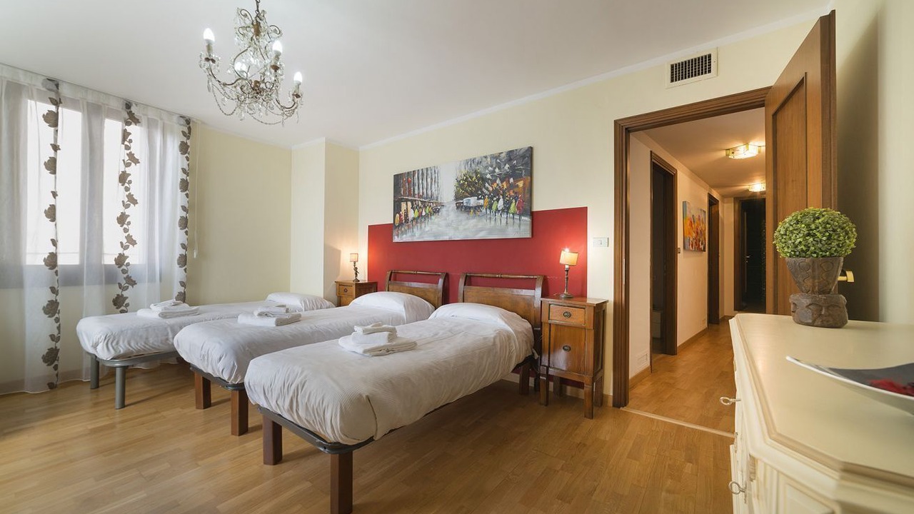 Photo of Bedroom in Verona City Centre