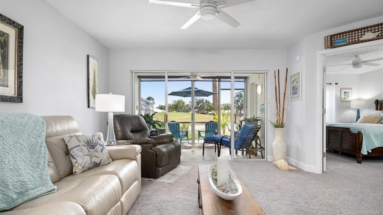 Photo of Livingroom in Plantation