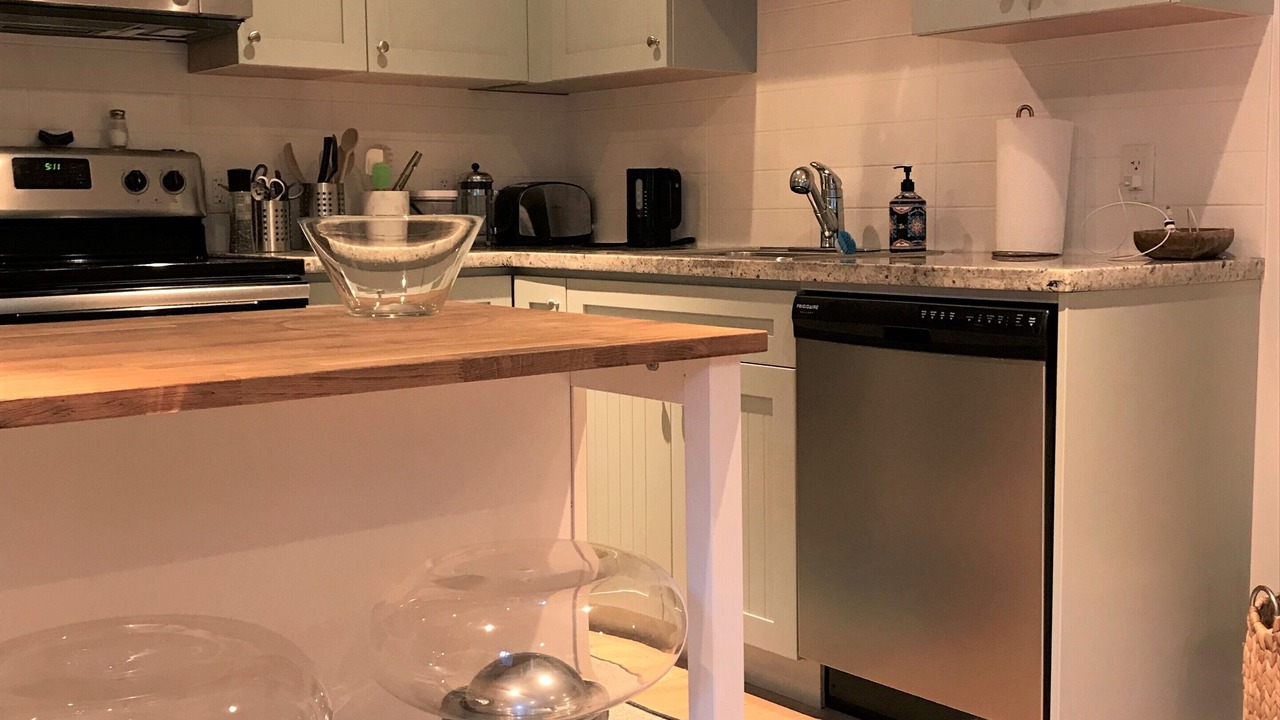 Photo of Kitchen in Deep Cove