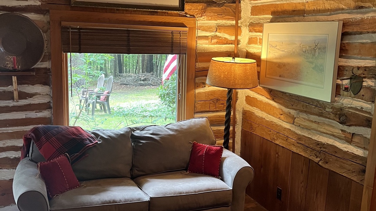 Photo of Livingroom in Good Hart