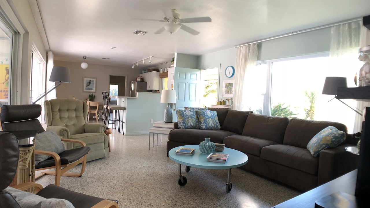 Photo of Livingroom in South Gate Ridge