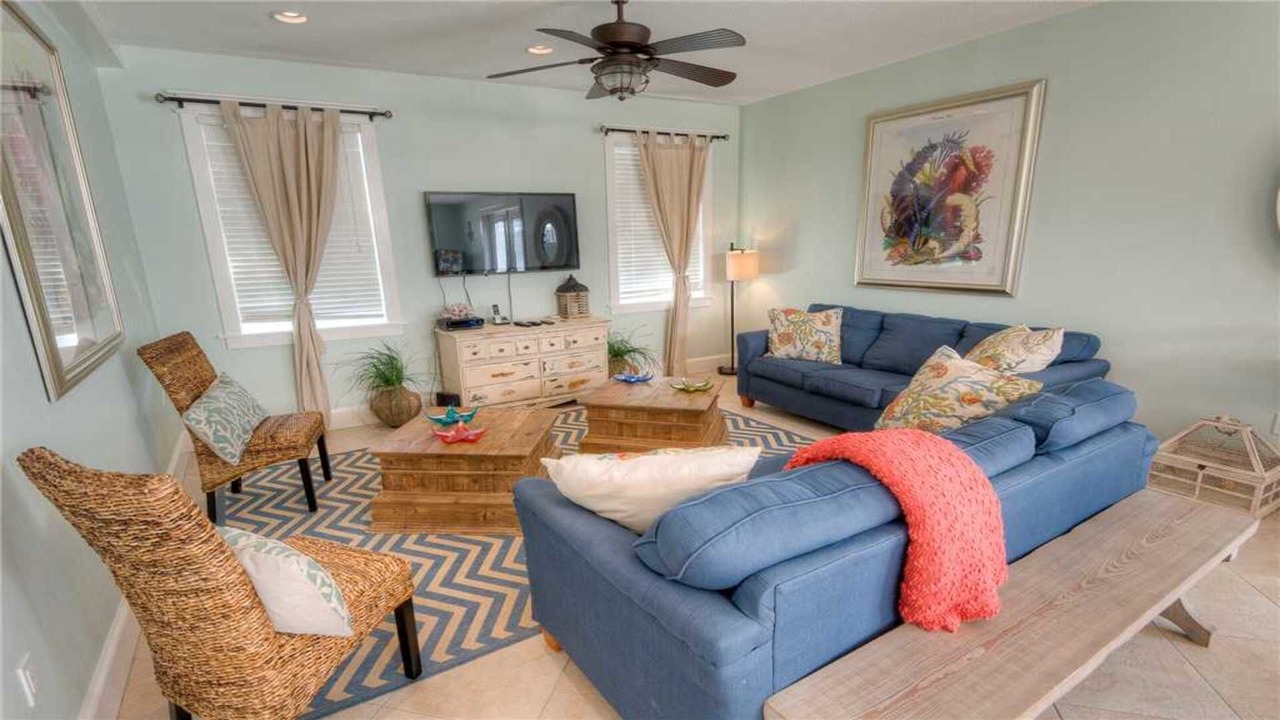 Photo of Bedroom in Holmes Beach