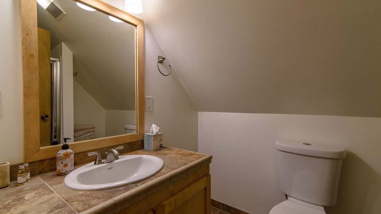 Photo of Bathroom in Tahoma