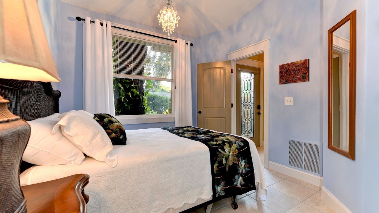 Photo of Bedroom in Indian Beach Sapphire Shores
