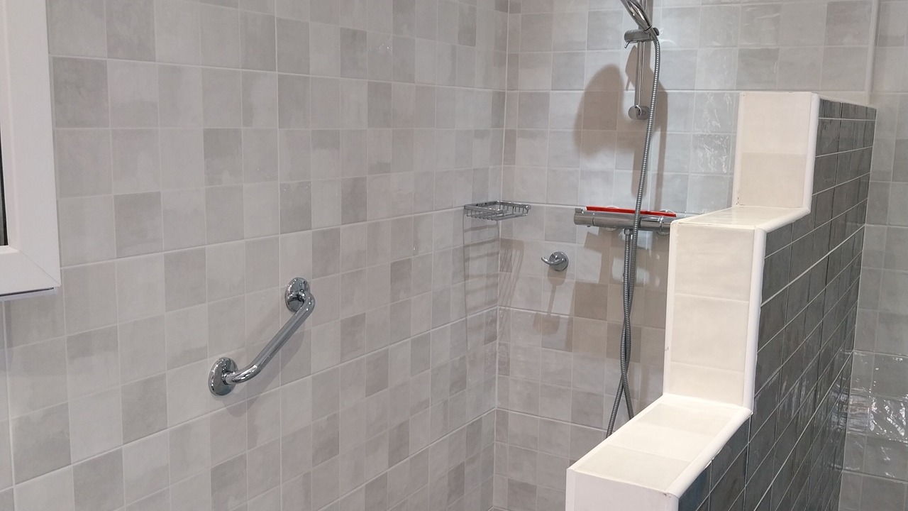 Photo of Bathroom in Entrevaux