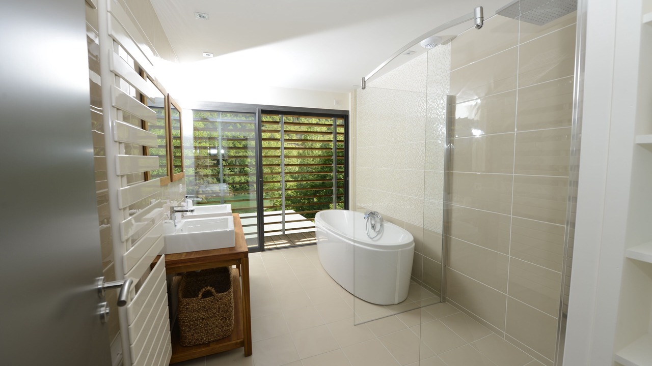 Photo of Bathroom in Mostuejouls
