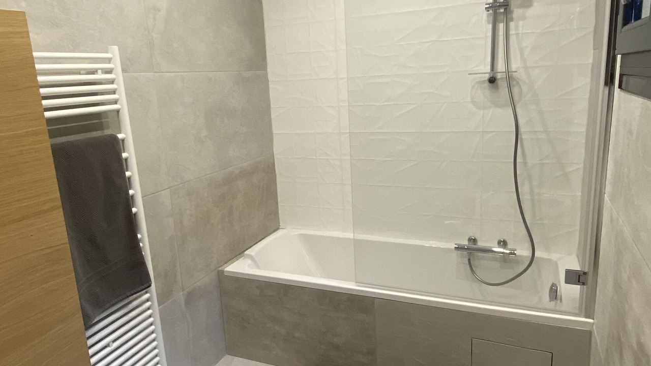 Photo of Bathroom in Bagnols-en-Foret