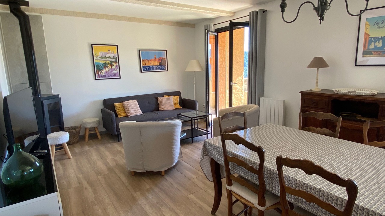 Photo of Livingroom in Bagnols-en-Foret