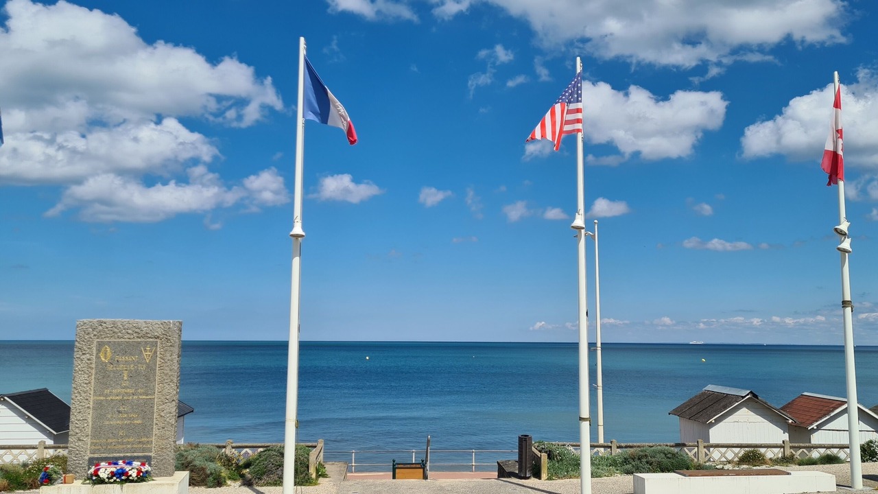 Photo of Others in Luc-sur-Mer