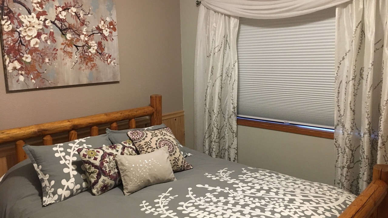 Photo of Bedroom in Gold Bar