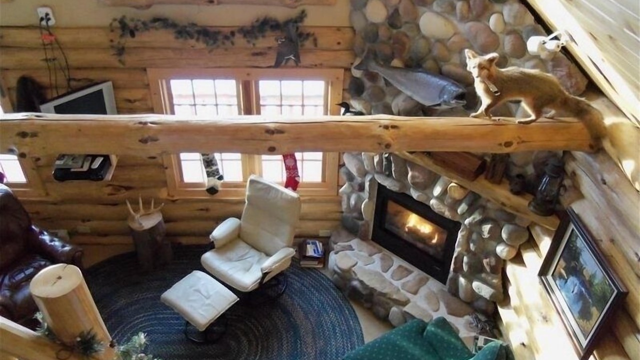 Photo of Livingroom in Atlantic Mine