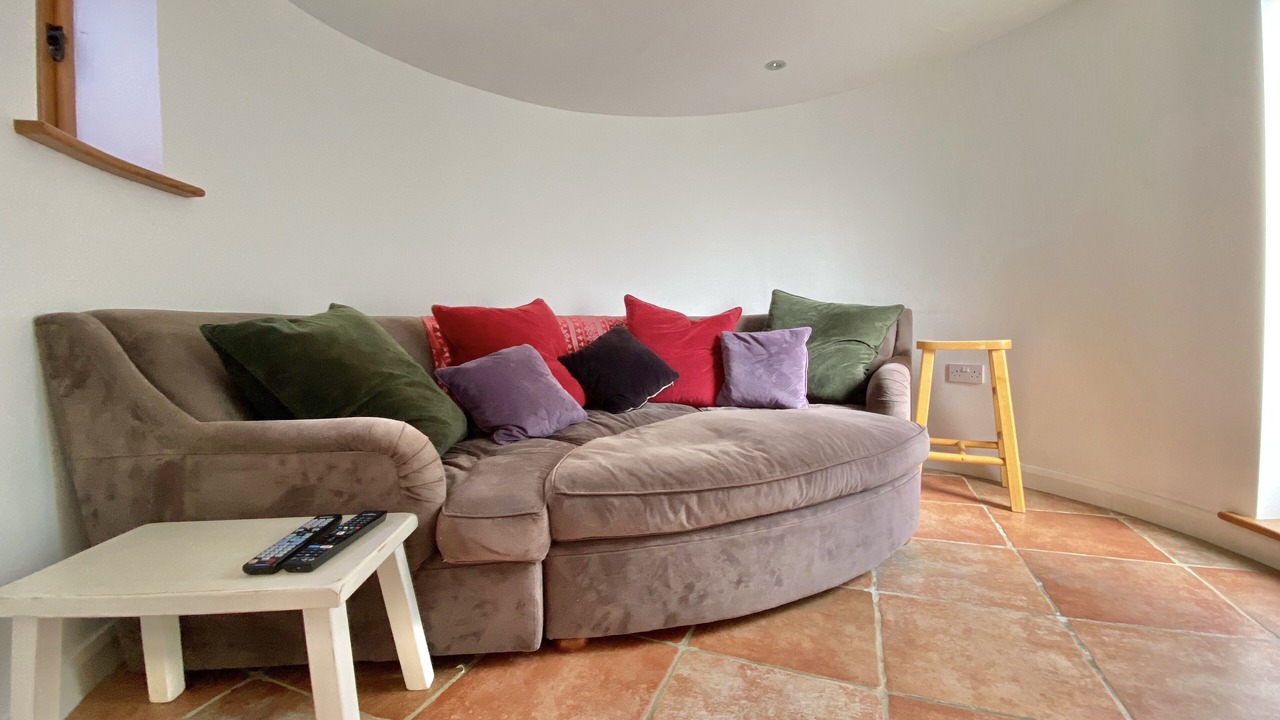 Photo of Livingroom in Ashford