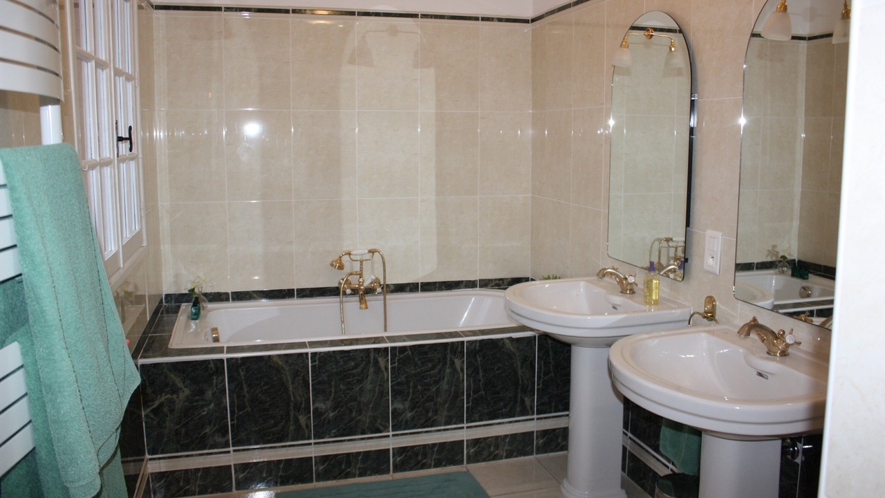 Photo of Bathroom in Le Thoronet