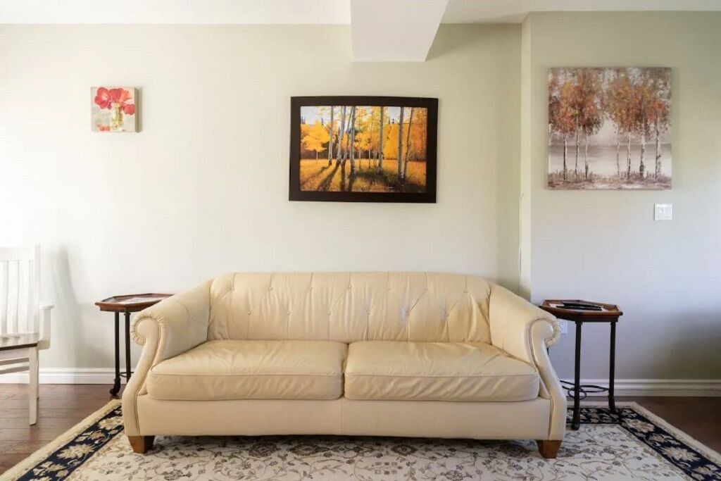 Photo of Livingroom in St. Catharines