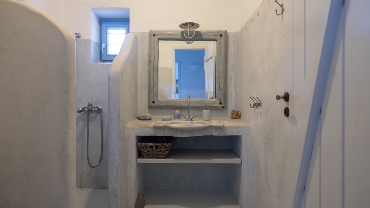 Photo of Bathroom in Paros