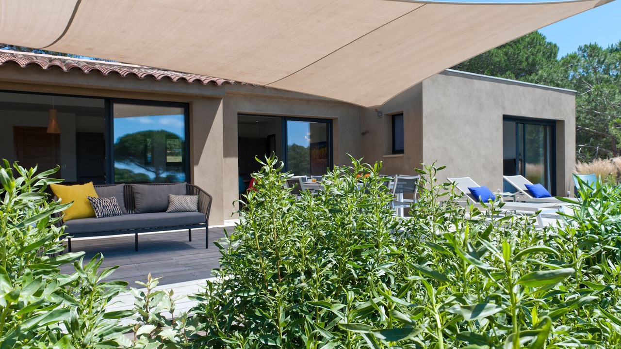 Photo of Patio Balcony in Hameau de Palombaggia