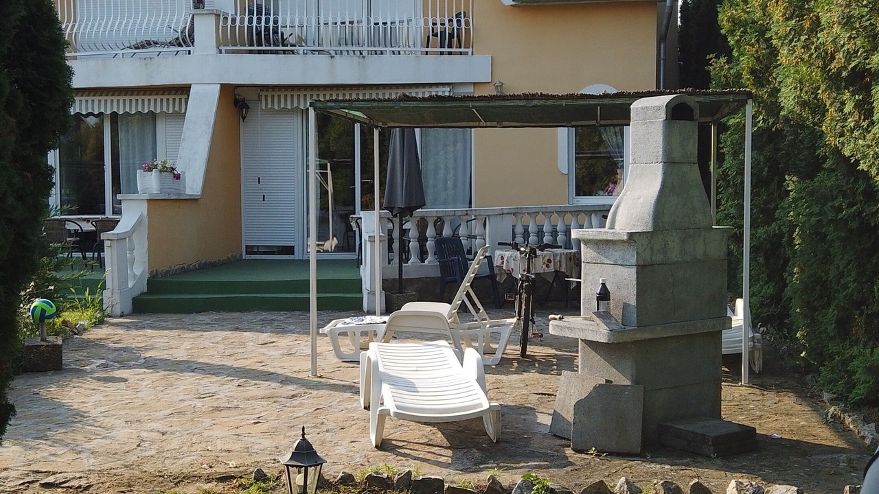 Photo of Patio Balcony in Balatonszarszo