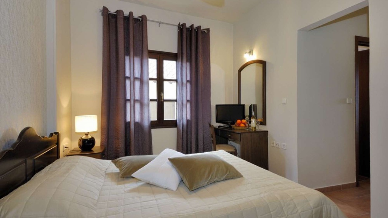 Photo of Bedroom in Kala Nera