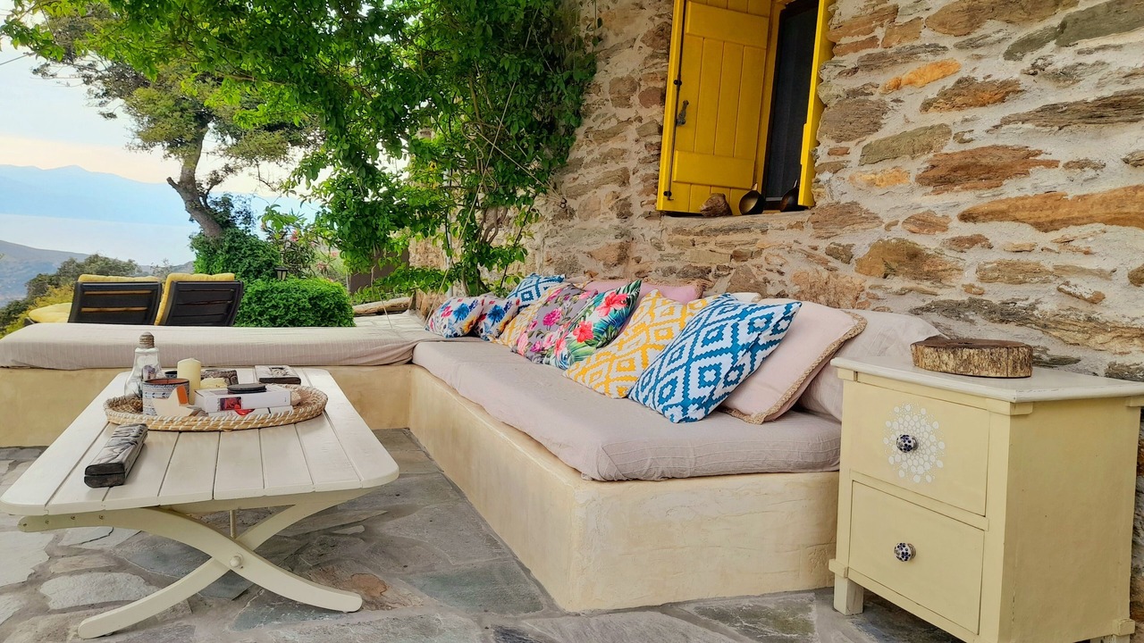 Photo of Patio Balcony in Andros