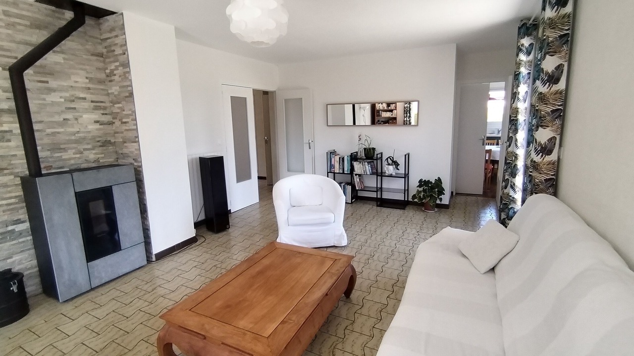 Photo of Livingroom in Cormelles-le-Royal