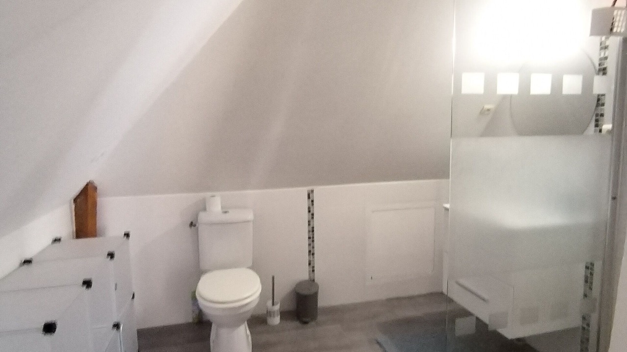 Photo of Bathroom in Cormelles-le-Royal