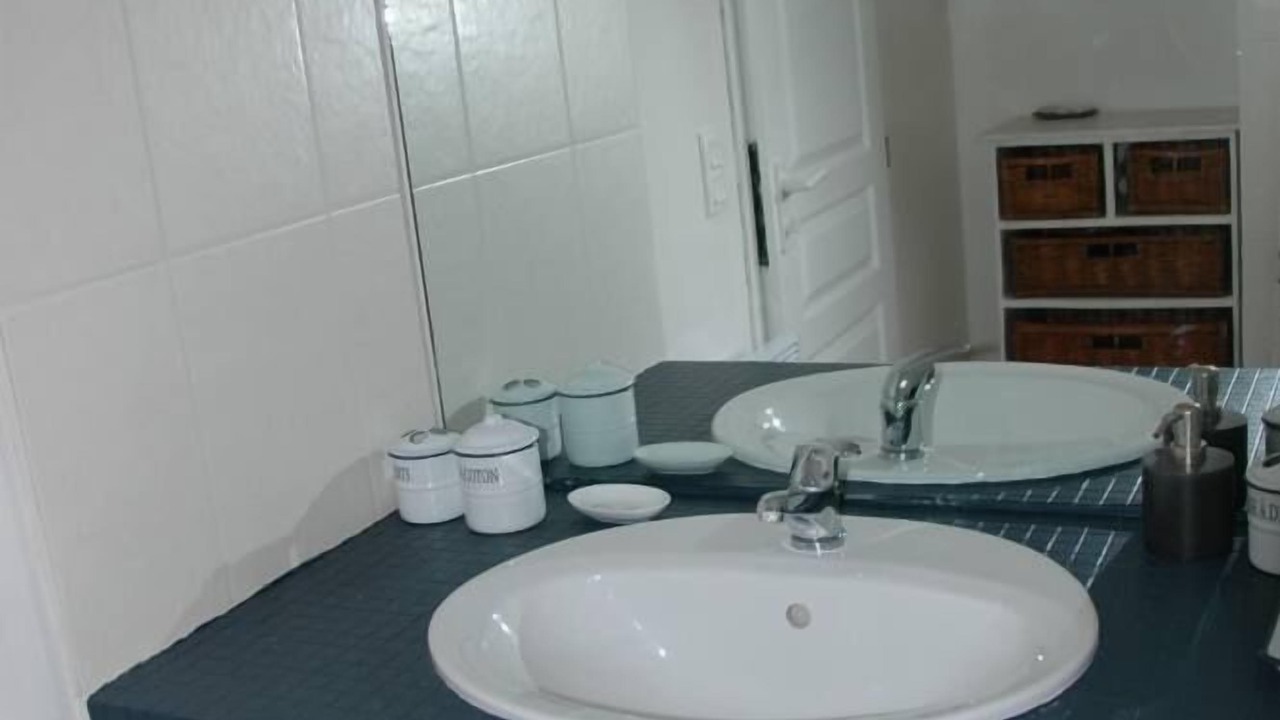 Photo of Bathroom in L'Herbe