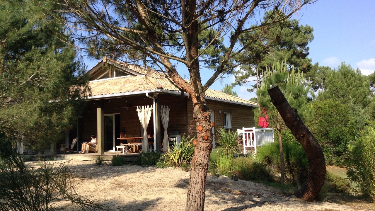 Photo of Outdoor in L'Herbe