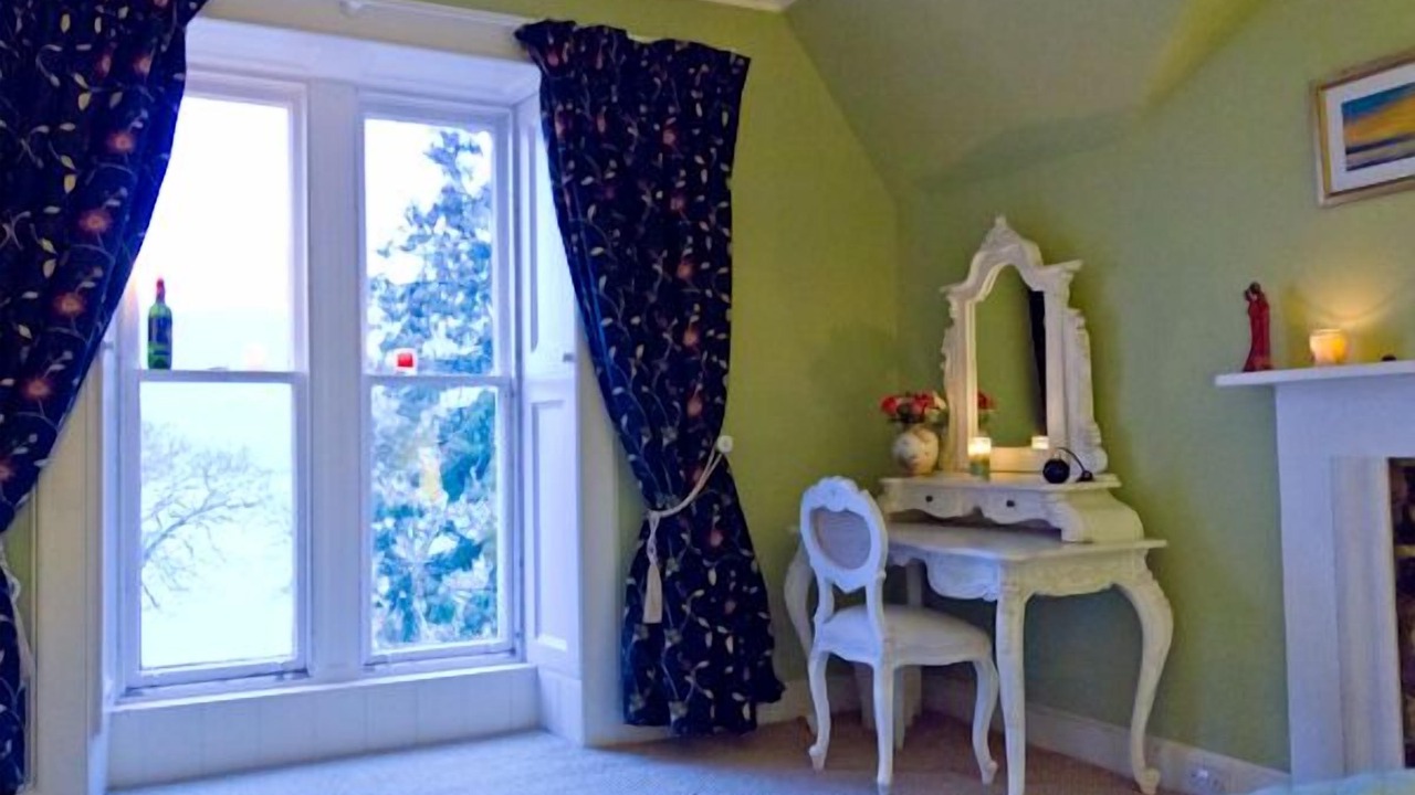 Photo of Bedroom in Cairndow