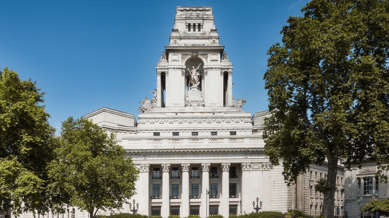 Photo of Others in Tower Hill