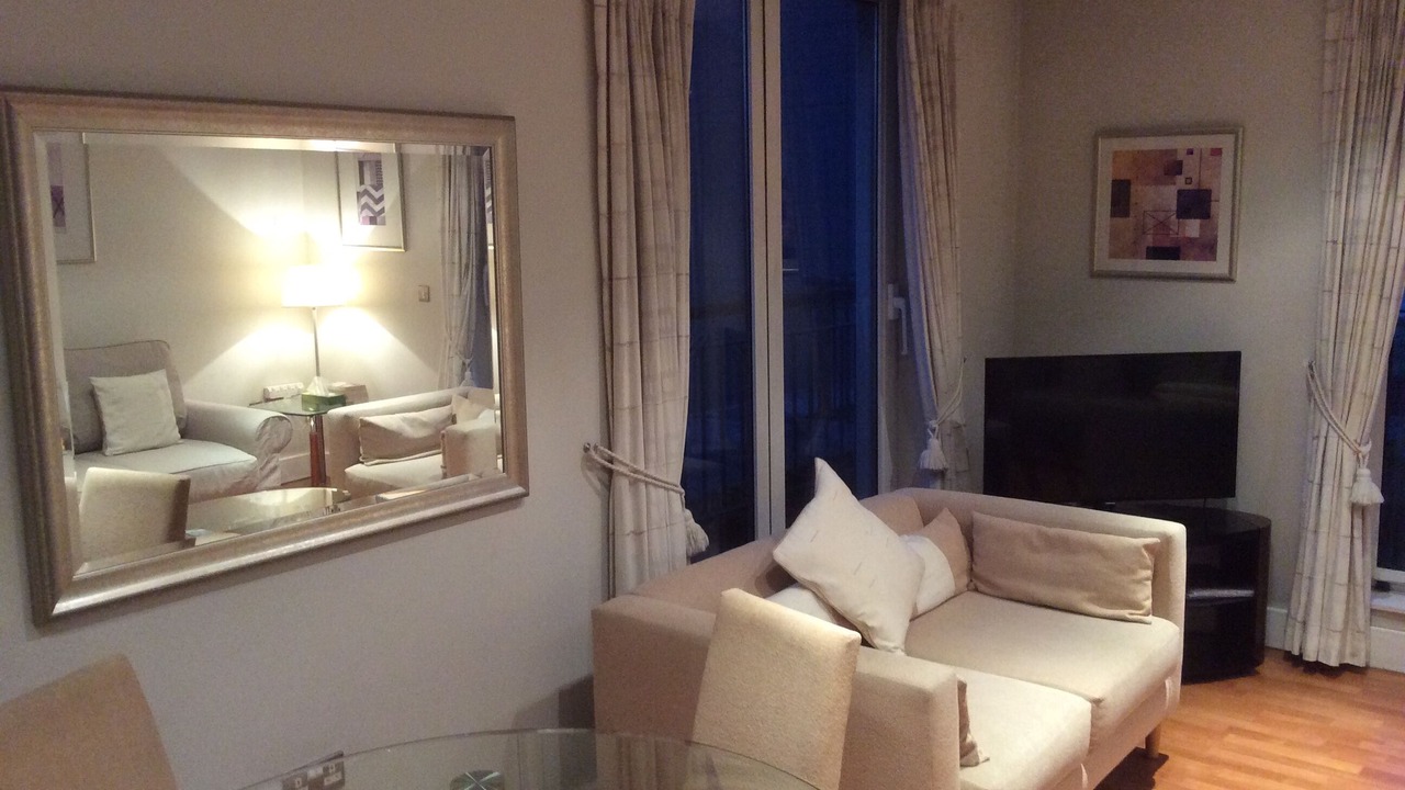 Photo of Livingroom in Tower Hill