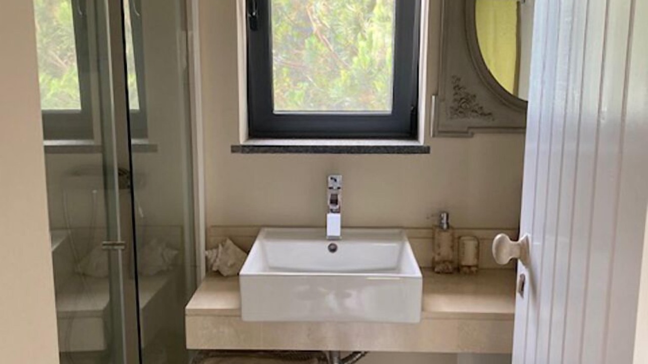 Photo of Bathroom in Prazeres