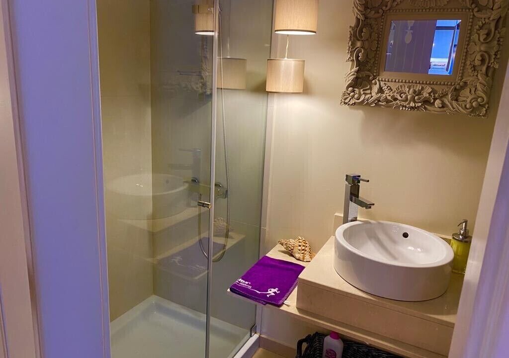 Photo of Bathroom in Prazeres