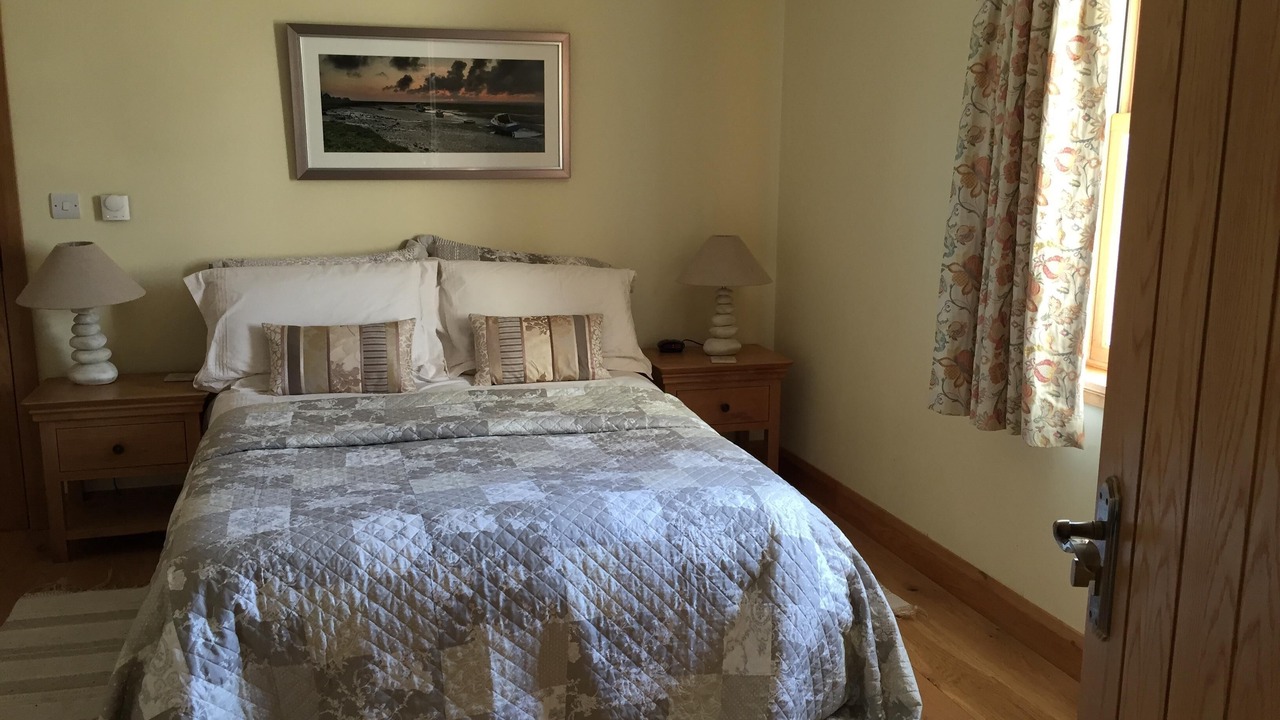 Photo of Bedroom in Crynant
