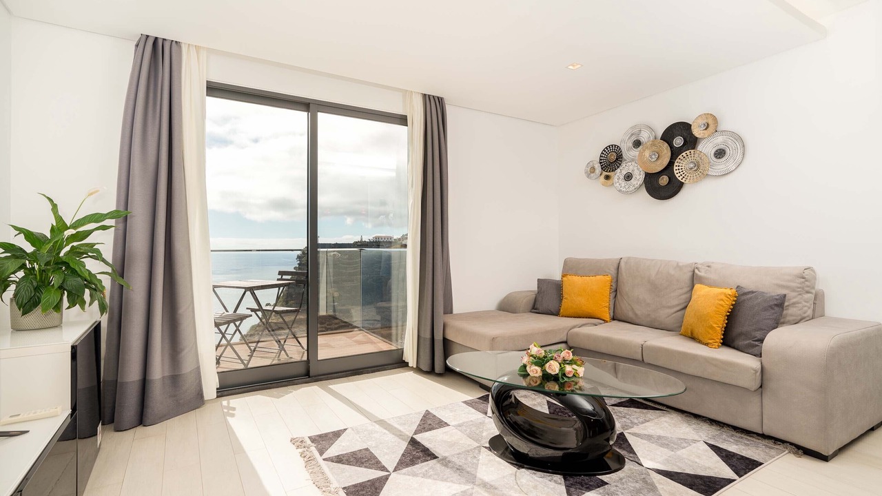 Photo of Livingroom in Calheta