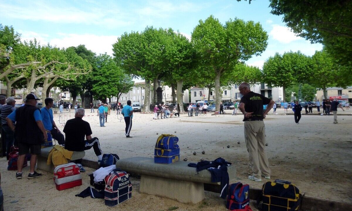 Photo of Others in Fabras