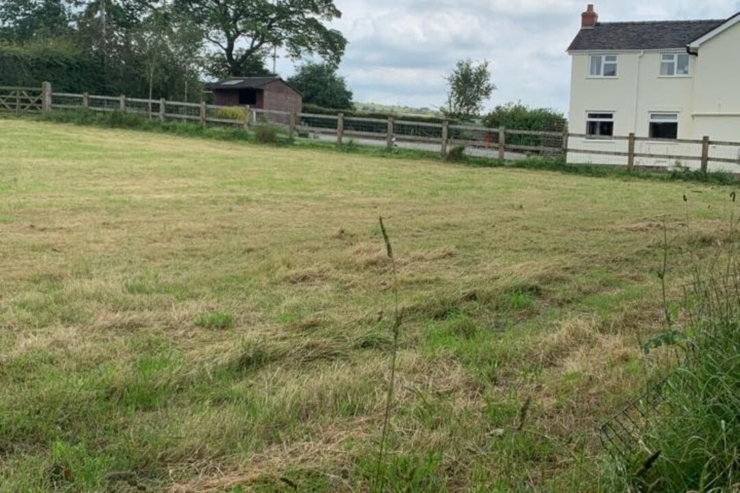 Photo of Outdoor in Leek